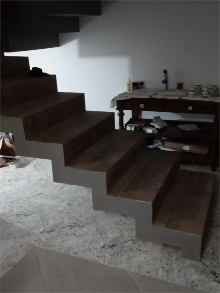 Casa, 4 quartos, 240 m² - Foto 7
