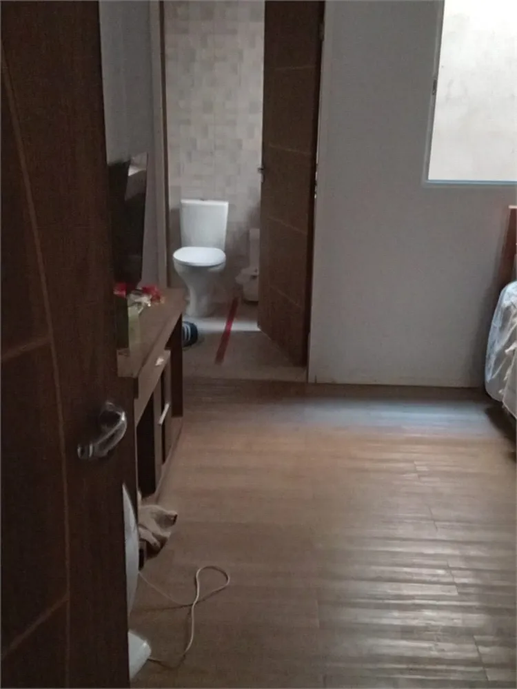 Casa, 4 quartos, 240 m² - Foto 2