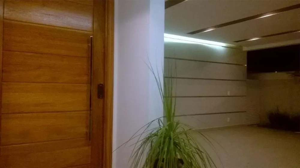 Casa, 5 quartos, 395 m² - Foto 3