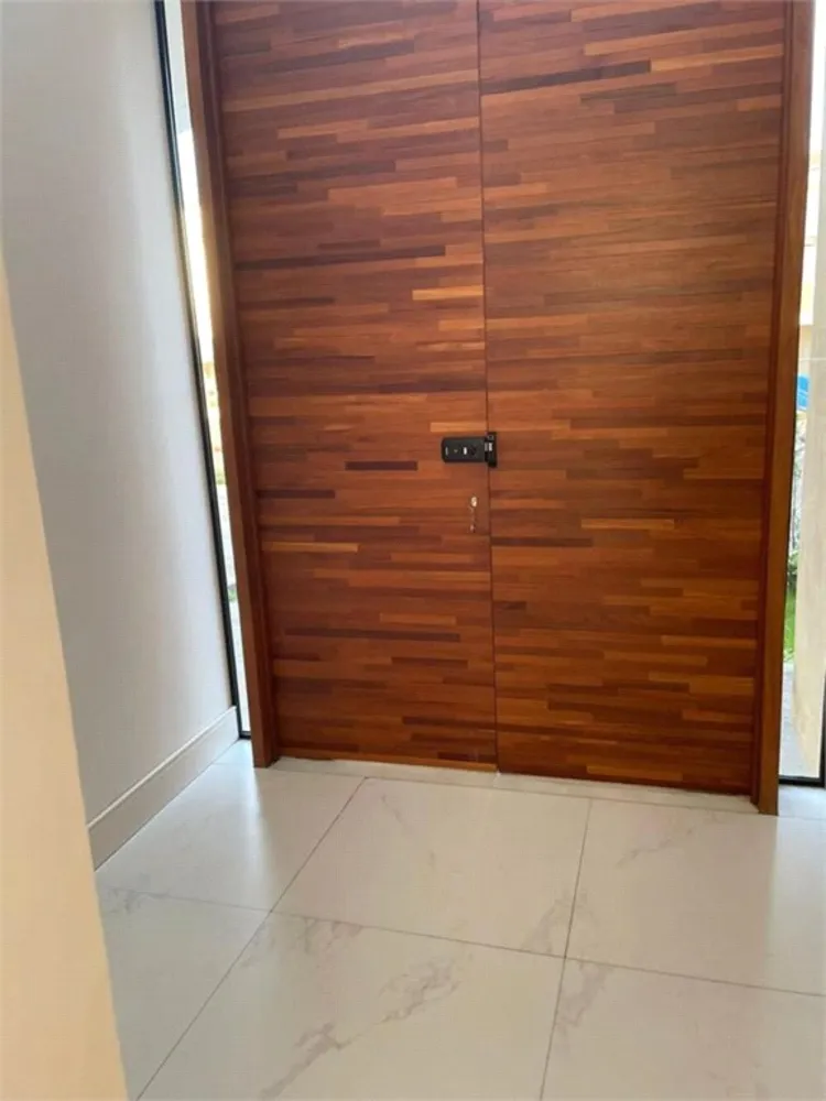 Casa, 4 quartos, 527 m² - Foto 1