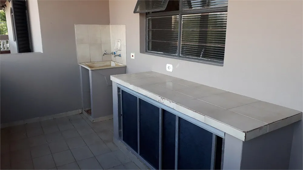 Casa, 2 quartos, 220 m² - Foto 1