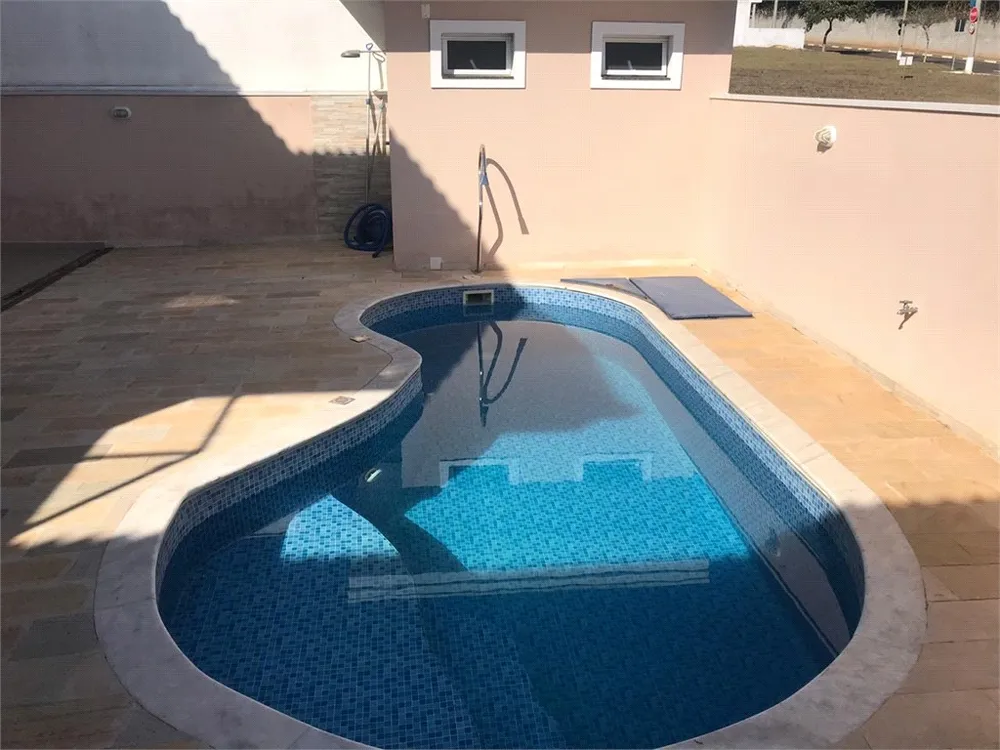 Casa, 3 quartos, 281 m² - Foto 1
