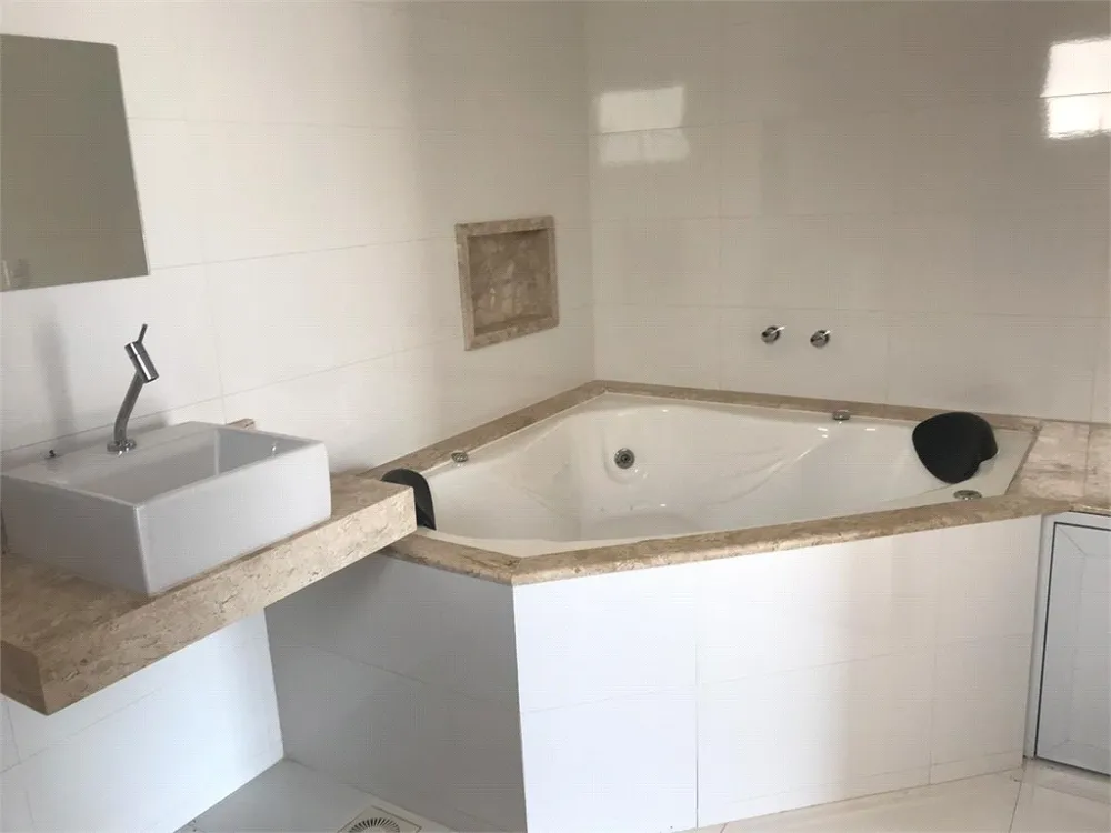 Casa, 3 quartos, 281 m² - Foto 2