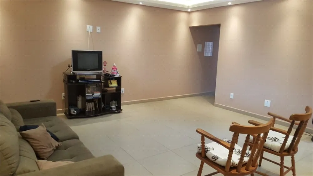 Casa, 4 quartos, 236 m² - Foto 4