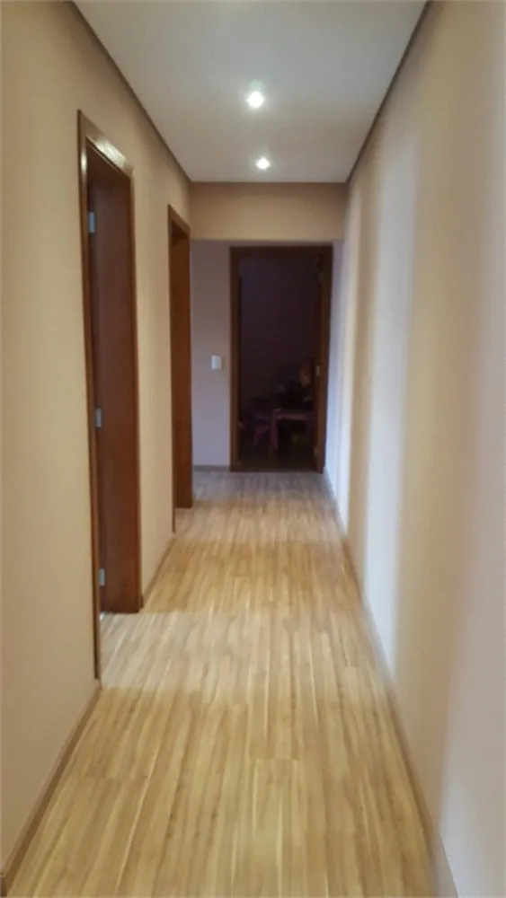 Casa, 4 quartos, 236 m² - Foto 1