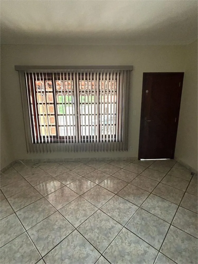 Casa, 3 quartos, 176 m² - Foto 2