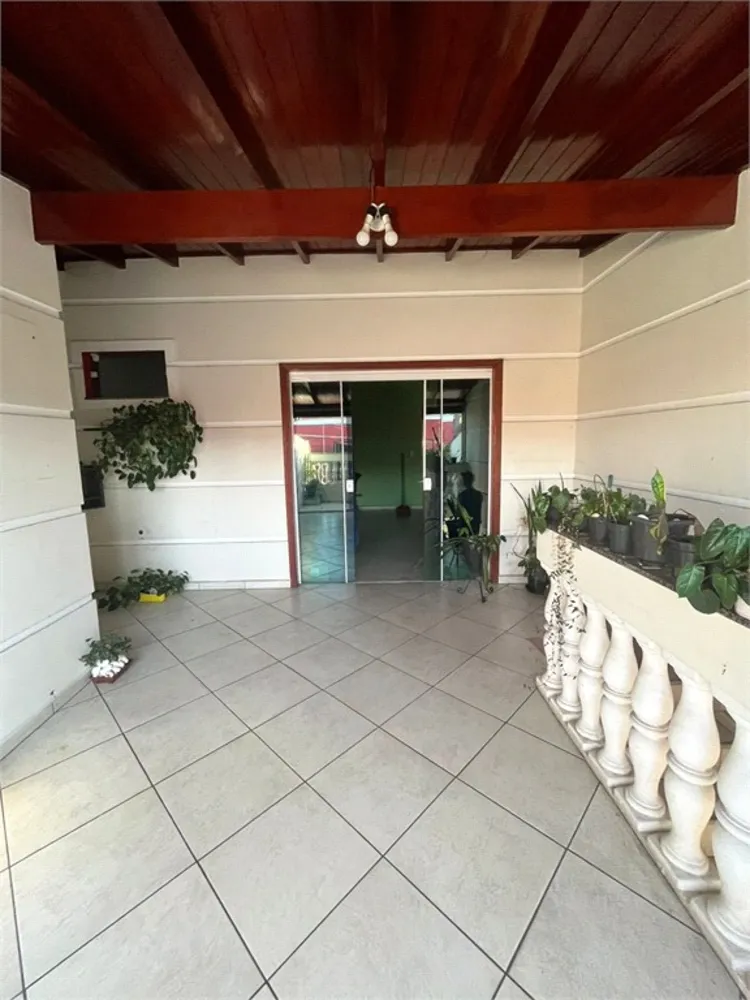 Casa, 4 quartos, 317 m² - Foto 2
