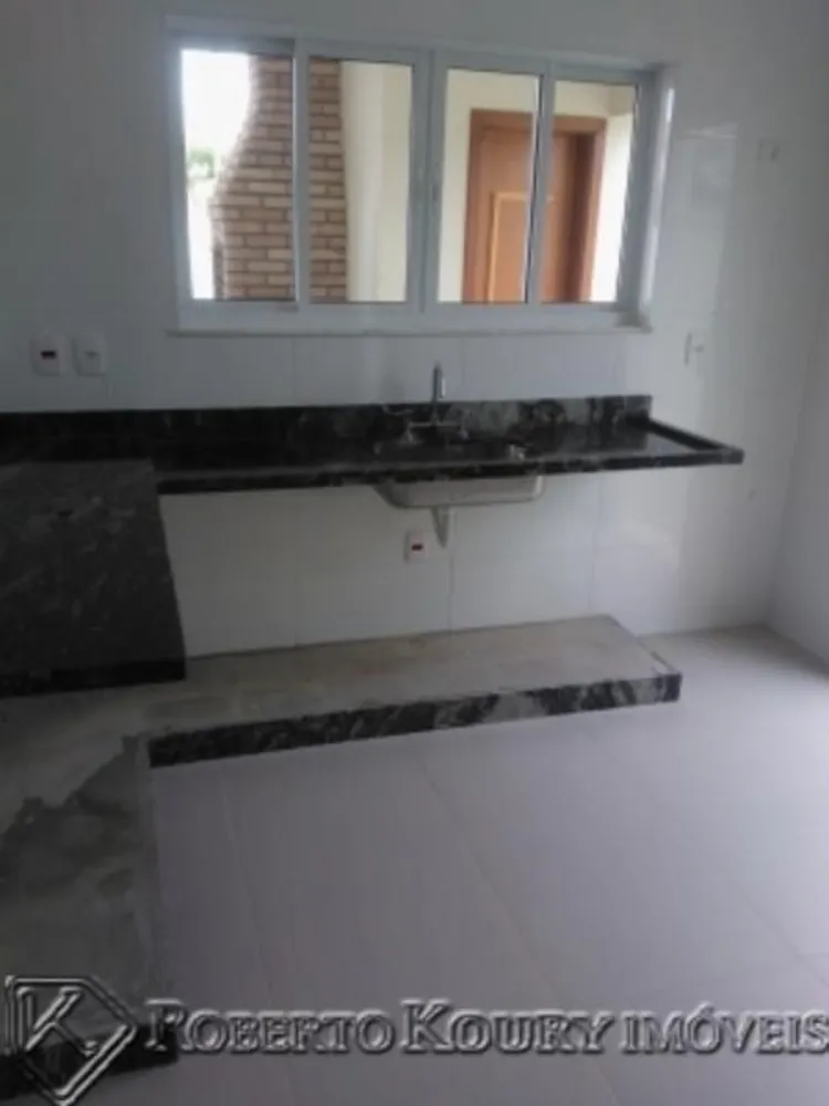 Casa, 3 quartos, 250 m² - Foto 2