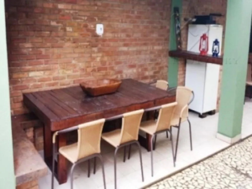 Casa, 3 quartos, 252 m² - Foto 4