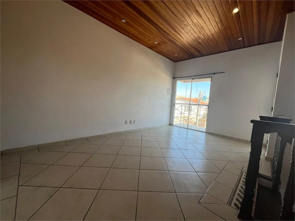 Casa, 3 quartos, 209 m² - Foto 4