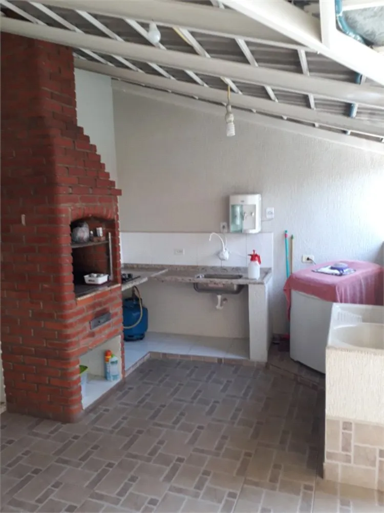 Casa, 3 quartos, 250 m² - Foto 2