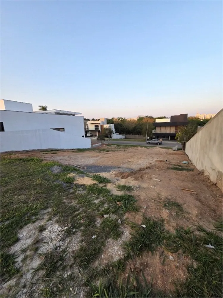 Loteamento e Condomínio, 561 m² - Foto 2