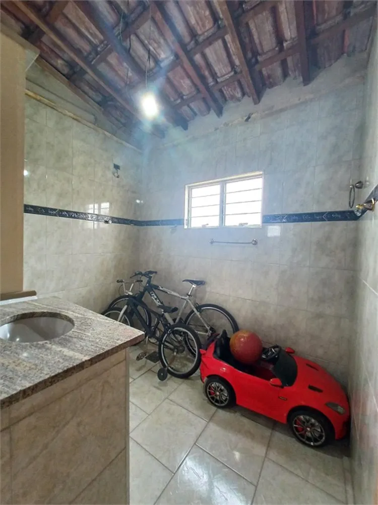 Casa, 5 quartos, 159 m² - Foto 3