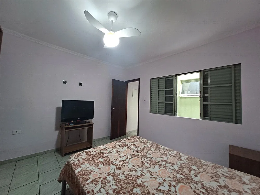 Casa, 5 quartos, 159 m² - Foto 2