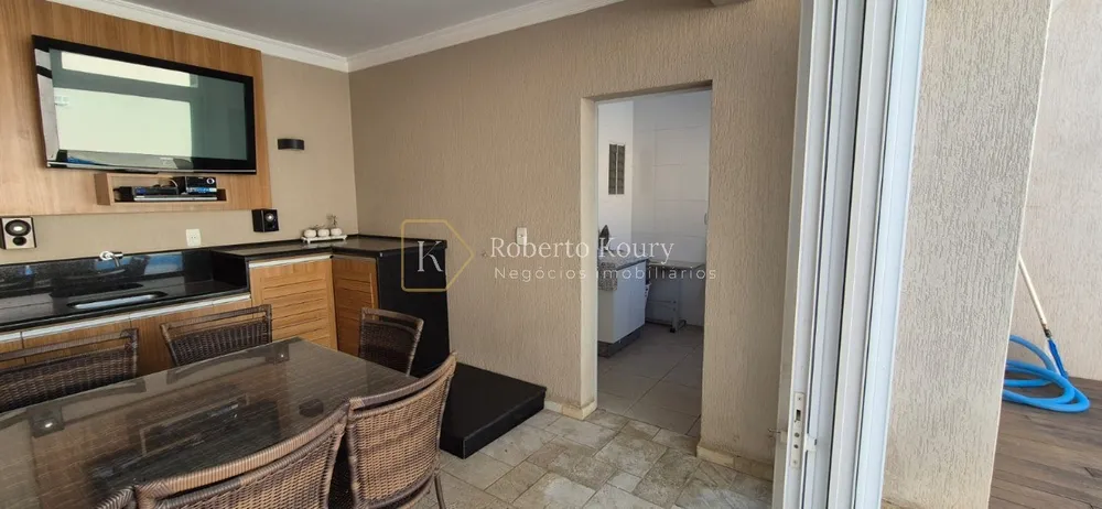Casa, 5 quartos, 302 m² - Foto 4