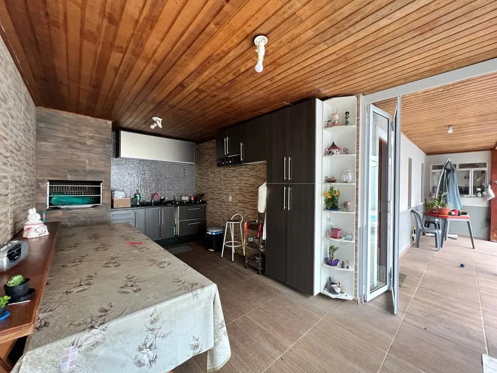 Casa, 3 quartos, 190 m² - Foto 3