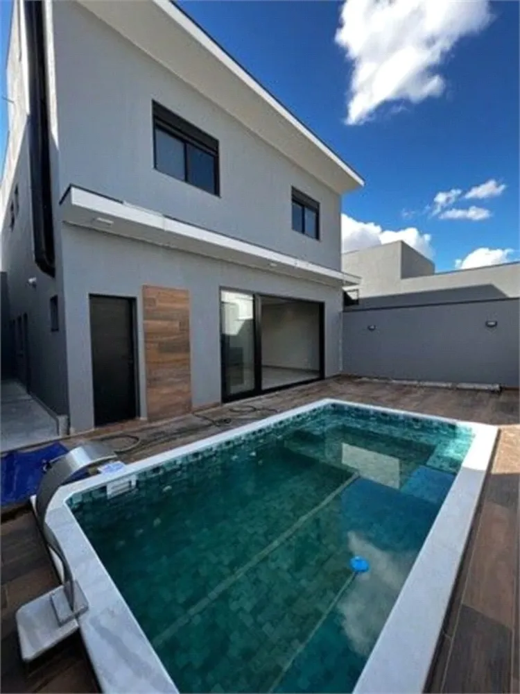 Casa, 3 quartos, 250 m² - Foto 1