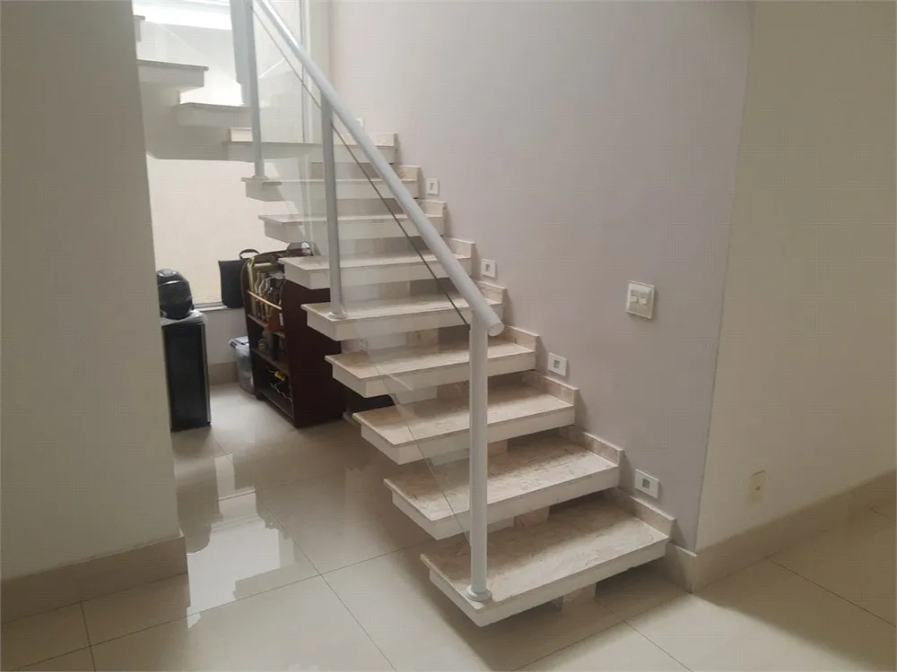 Casa, 3 quartos, 222 m² - Foto 2