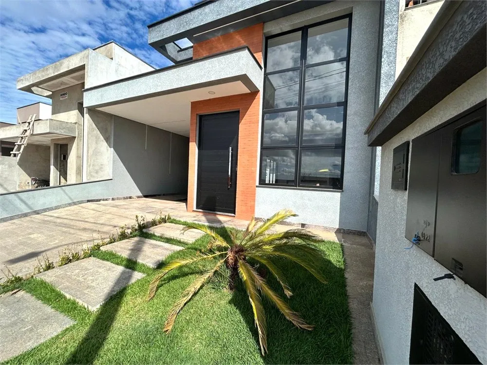 Casa, 3 quartos, 200 m² - Foto 1
