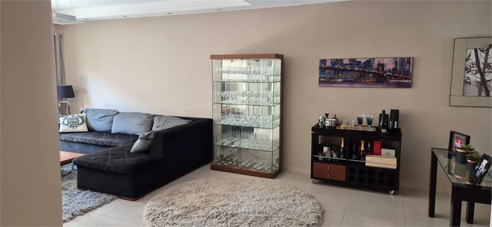 Casa, 5 quartos, 302 m² - Foto 1