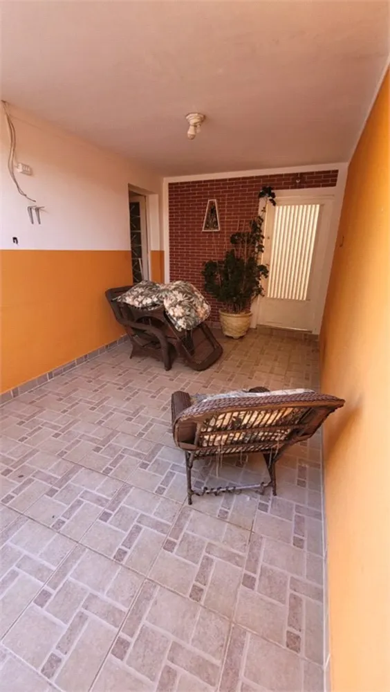 Casa, 5 quartos, 250 m² - Foto 1