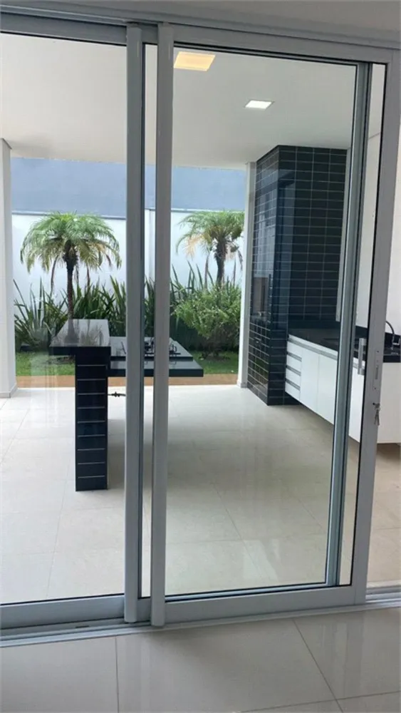 Casa, 4 quartos, 275 m² - Foto 1