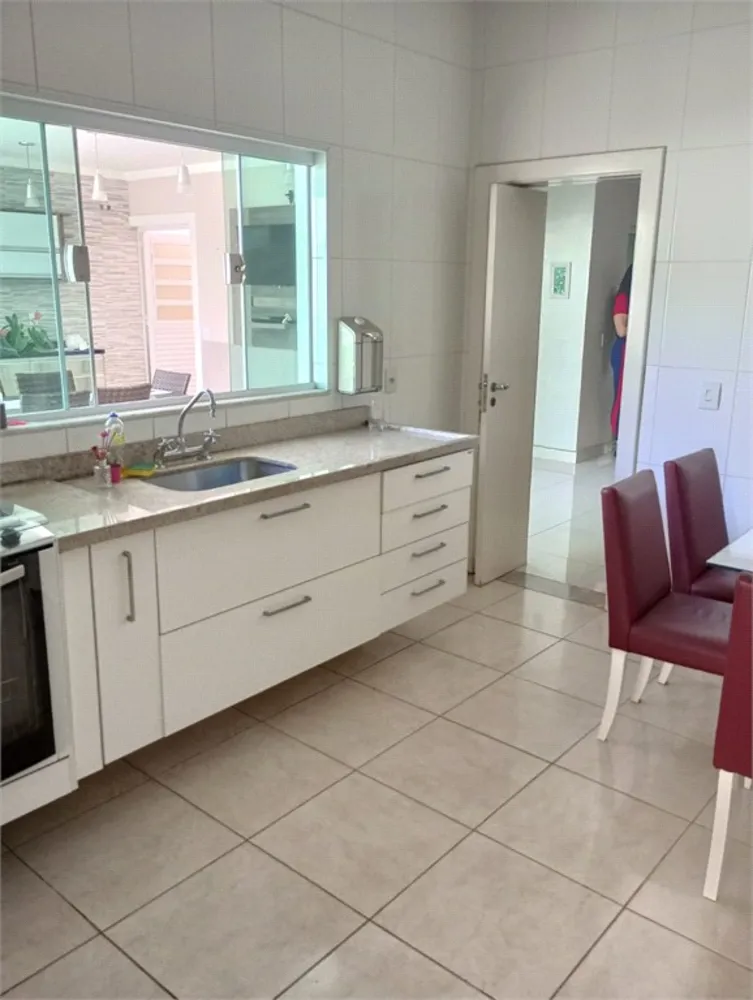 Casa, 3 quartos, 200 m² - Foto 7