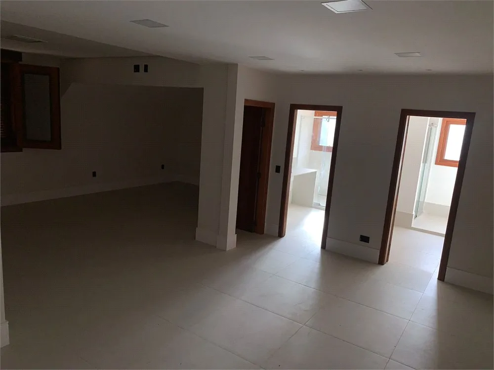 Casa, 7 quartos, 681 m² - Foto 3