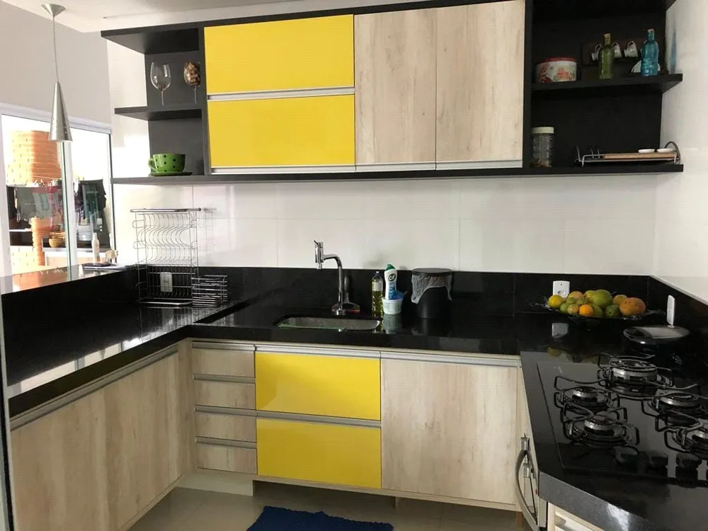 Casa, 3 quartos, 250 m² - Foto 1