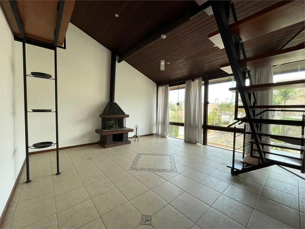 Casa, 4 quartos, 460 m² - Foto 1