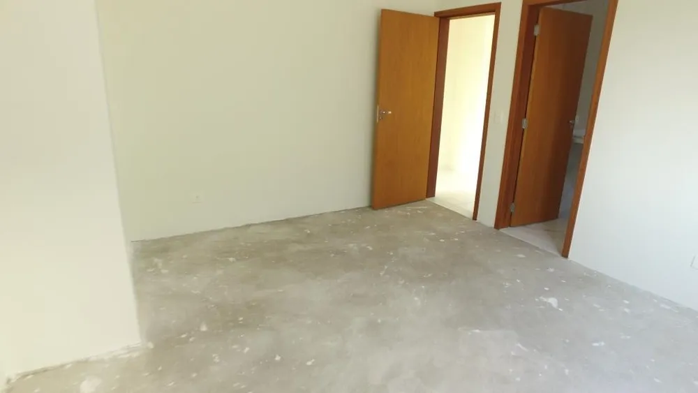 Casa, 3 quartos, 253 m² - Foto 1