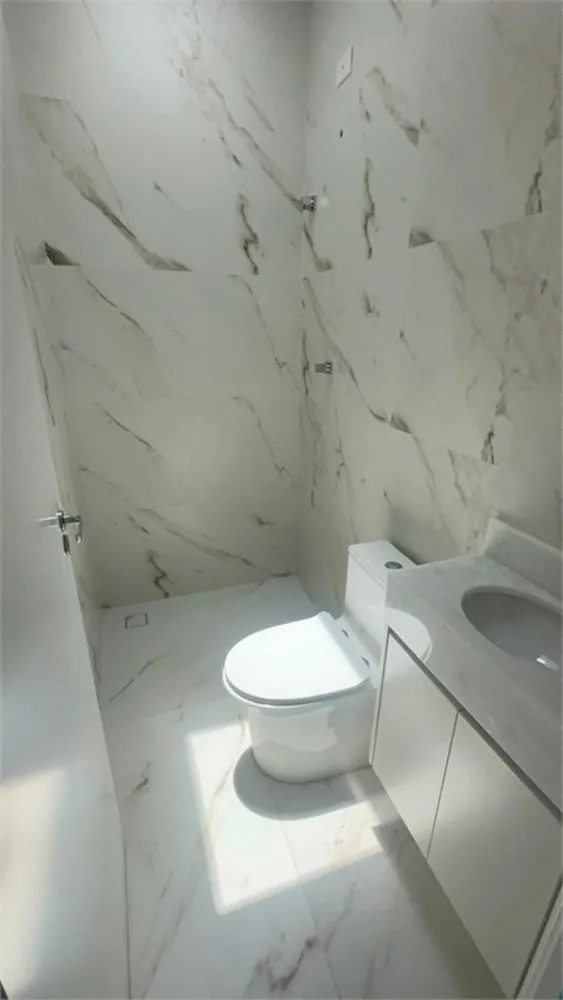 Casa, 3 quartos, 240 m² - Foto 1