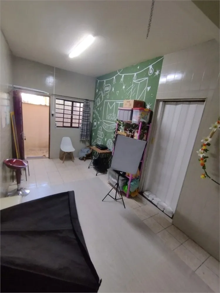 Casa, 4 quartos, 237 m² - Foto 3