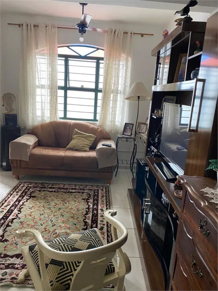 Casa, 4 quartos, 300 m² - Foto 1