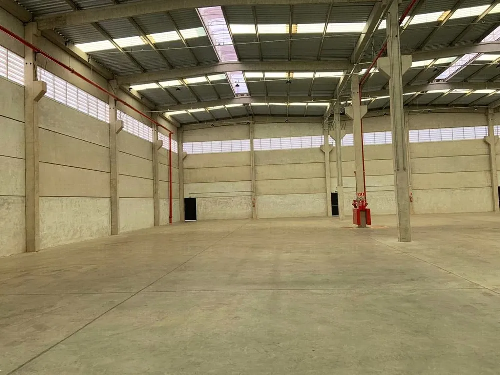 Prédio Inteiro, 1000 m² - Foto 1