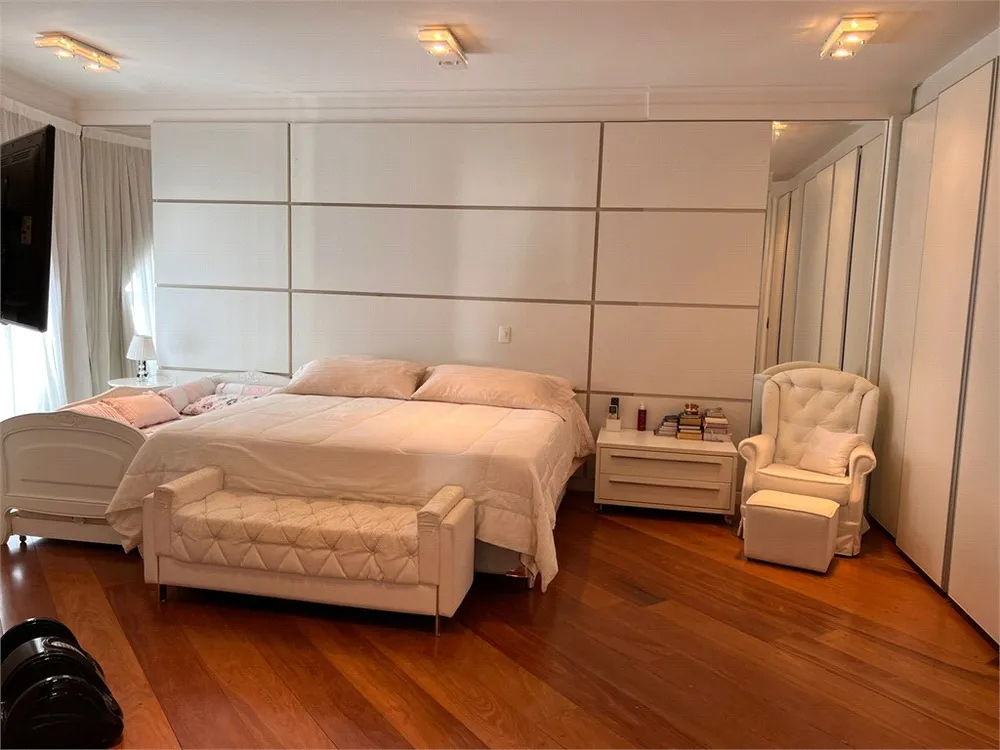 Apartamento, 4 quartos, 226 m² - Foto 1