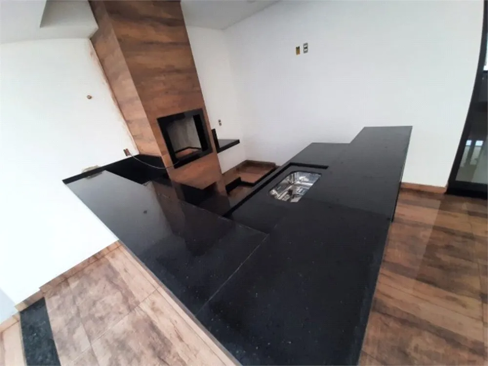 Casa, 3 quartos, 213 m² - Foto 2