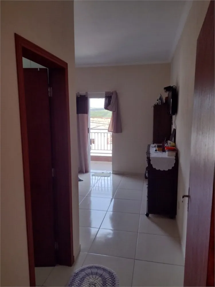 Casa, 3 quartos, 250 m² - Foto 3