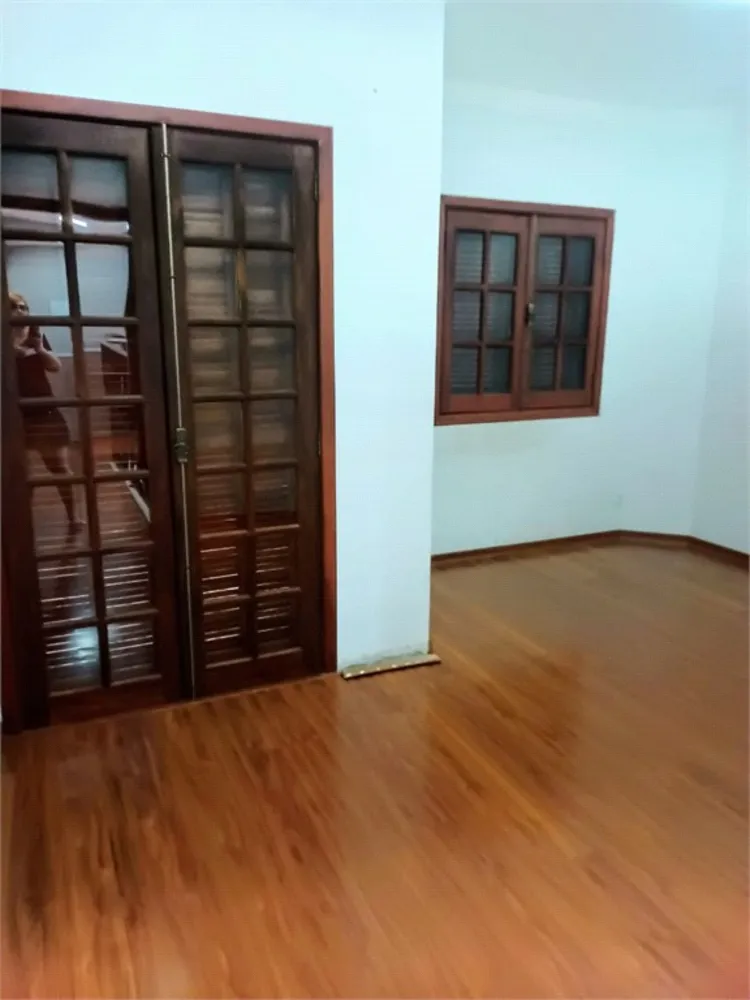 Casa, 3 quartos, 262 m² - Foto 3