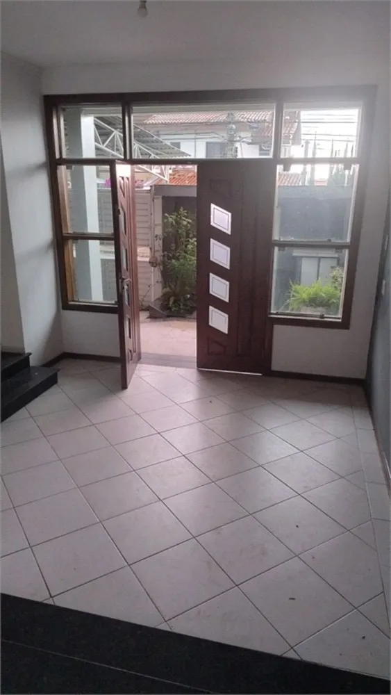 Casa, 3 quartos, 326 m² - Foto 2