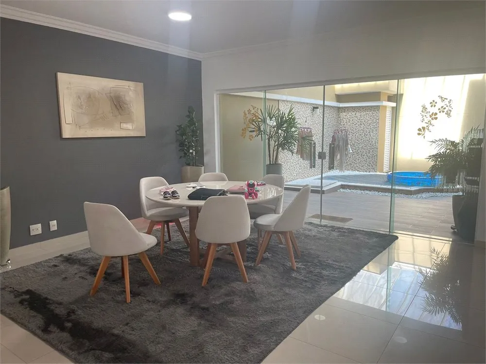 Casa, 3 quartos, 300 m² - Foto 2
