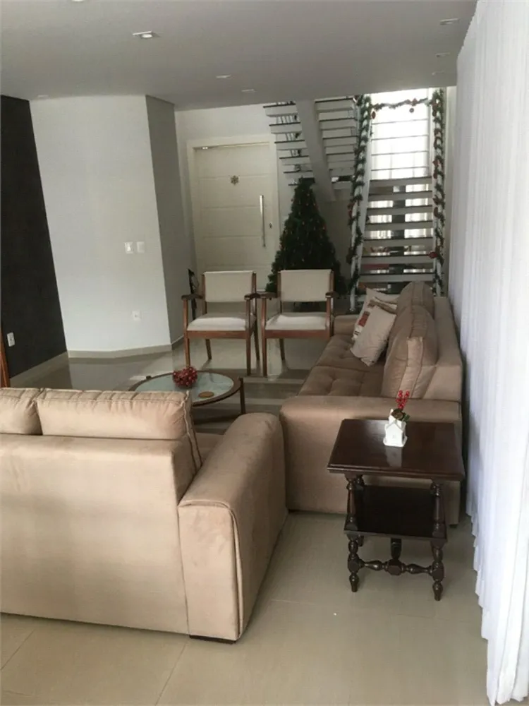Casa, 3 quartos, 220 m² - Foto 3
