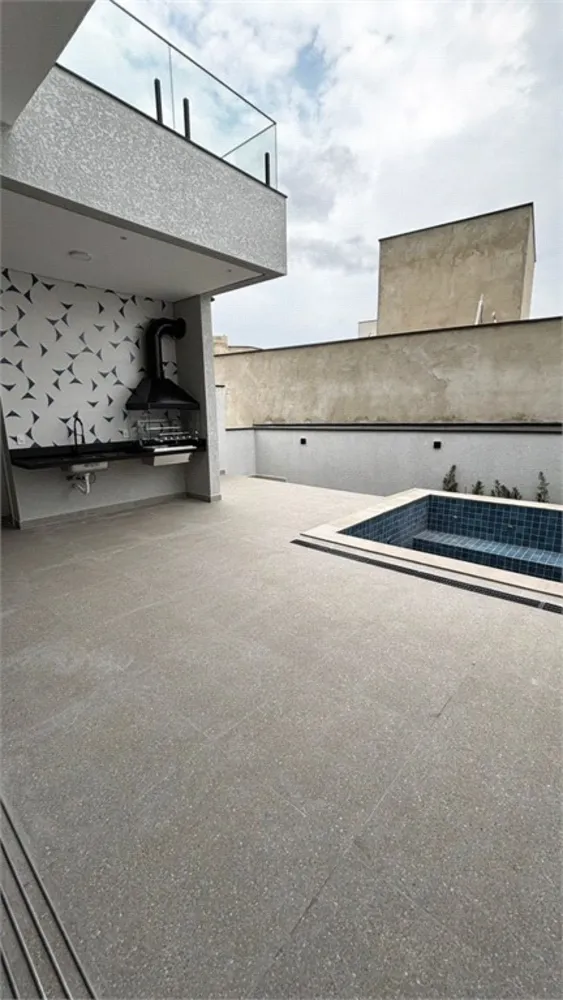 Casa, 3 quartos, 213 m² - Foto 1