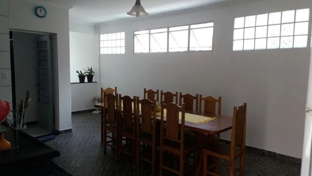 Casa, 3 quartos, 285 m² - Foto 8