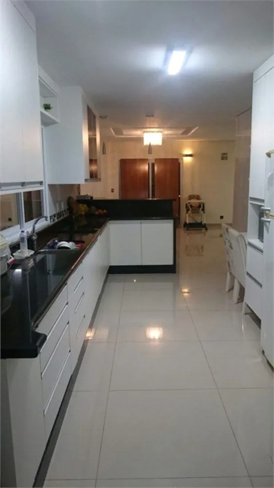 Casa, 4 quartos, 1099 m² - Foto 3