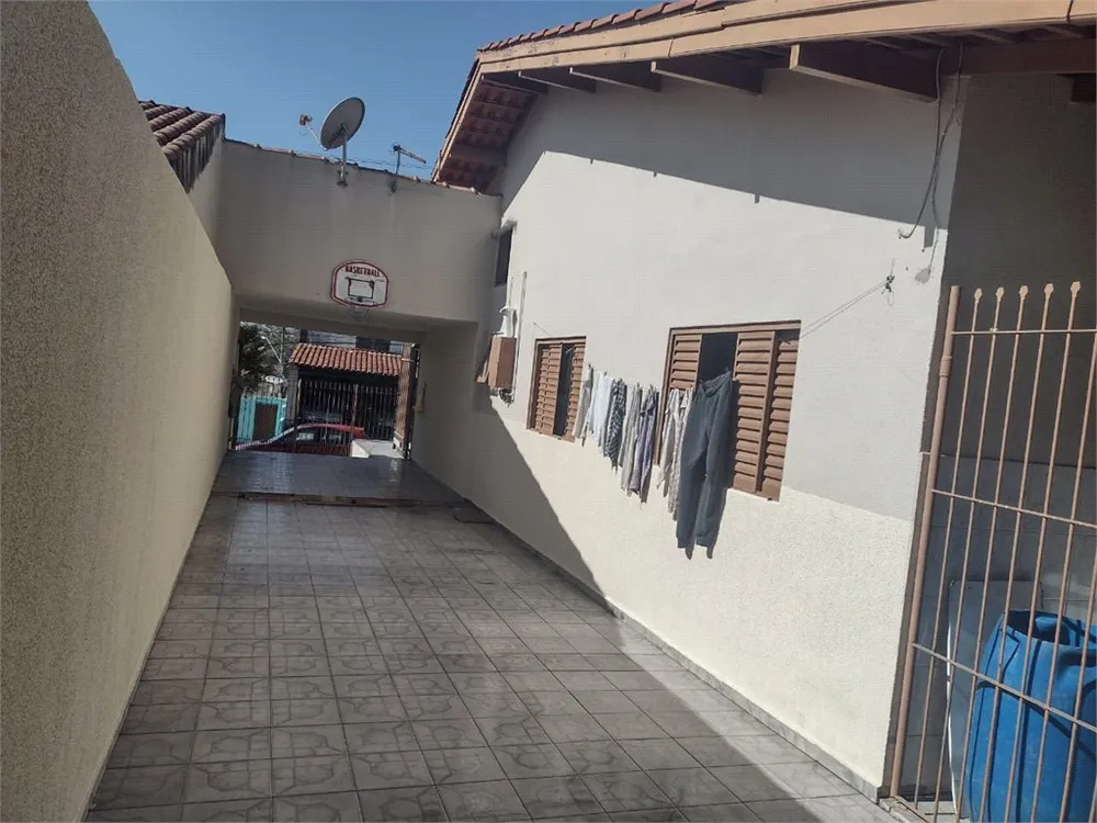 Casa, 6 quartos, 212 m² - Foto 3