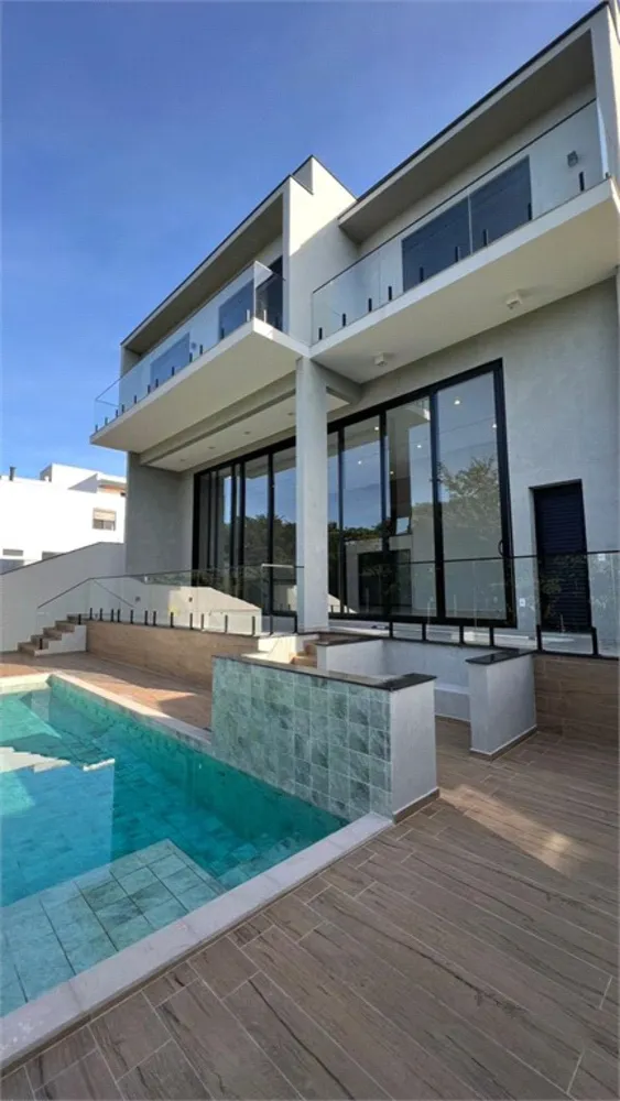 Casa, 3 quartos, 303 m² - Foto 2