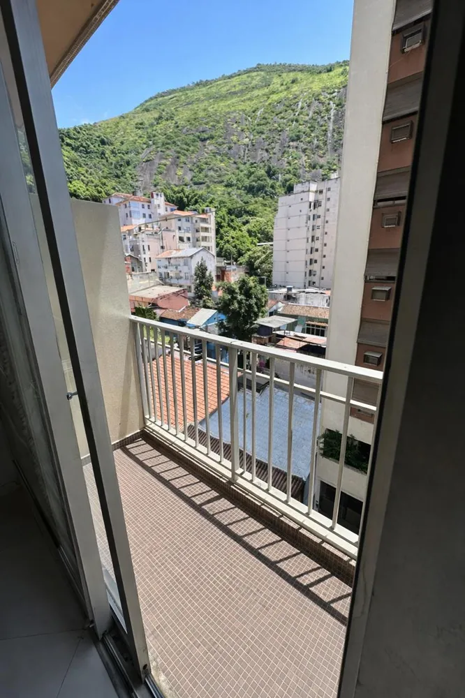 Apartamento, 3 quartos, 100 m² - Foto 2