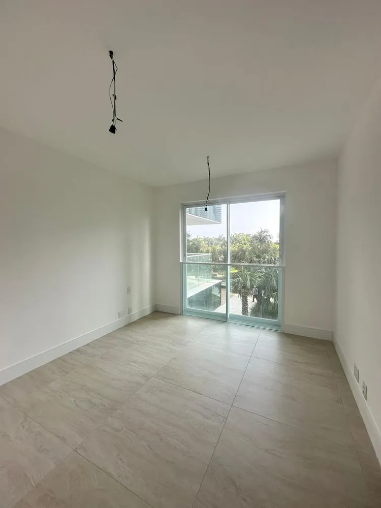 Apartamento, 4 quartos, 266 m² - Foto 8