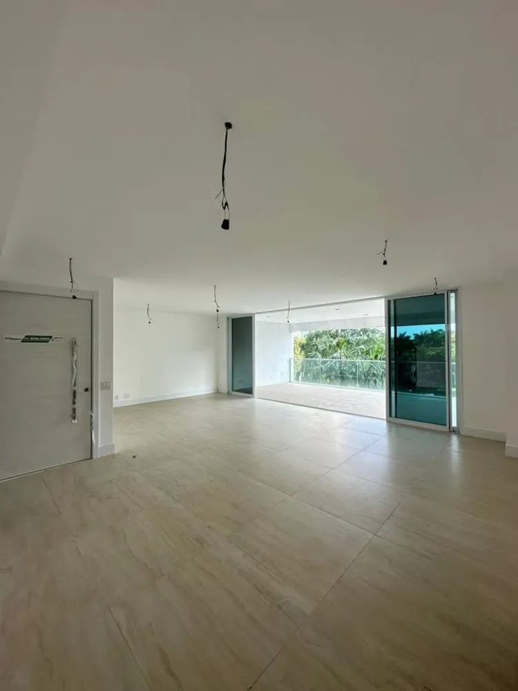 Apartamento, 4 quartos, 266 m² - Foto 1